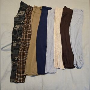 Bundle: 8 Assorted Leggings. Ardenes. Size XS.